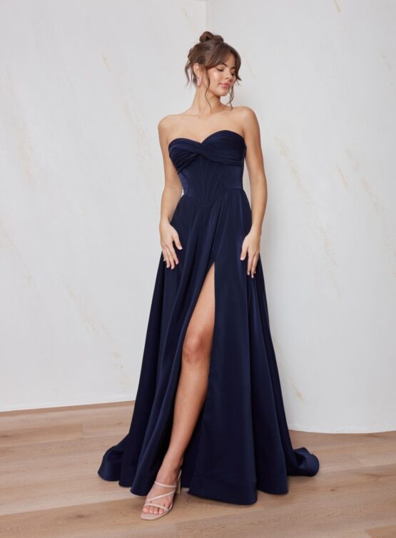 Carly PO2674 Navy_TaniaOlsen_Formal 394