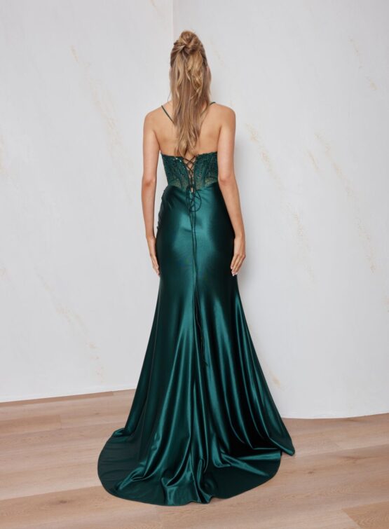 Carmella PO2631 Emerald_TaniaOlsen_Formal 217