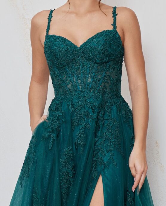 Cesella PO2672 Emerald_TaniaOlsen_Formal 423 copy