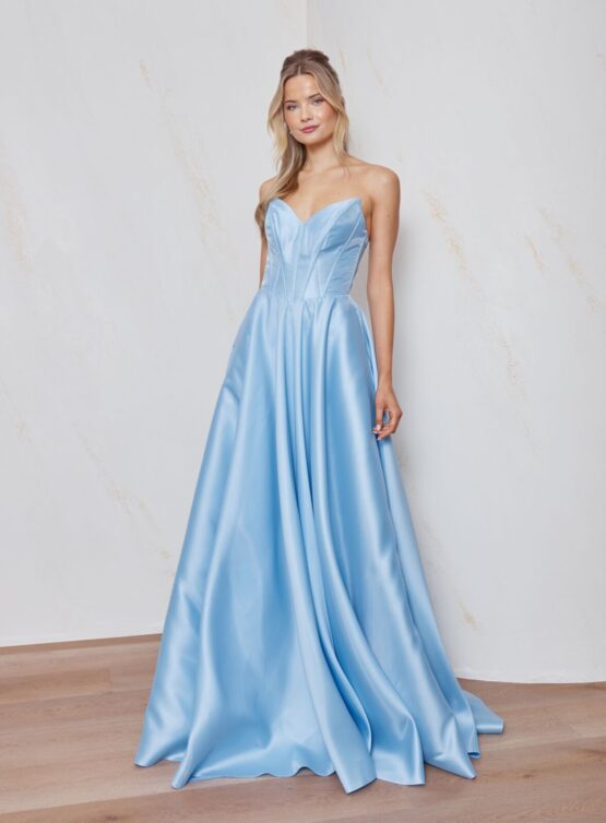 Chiara PO2689_PaleBlue_TaniaOlsen_Formal 346