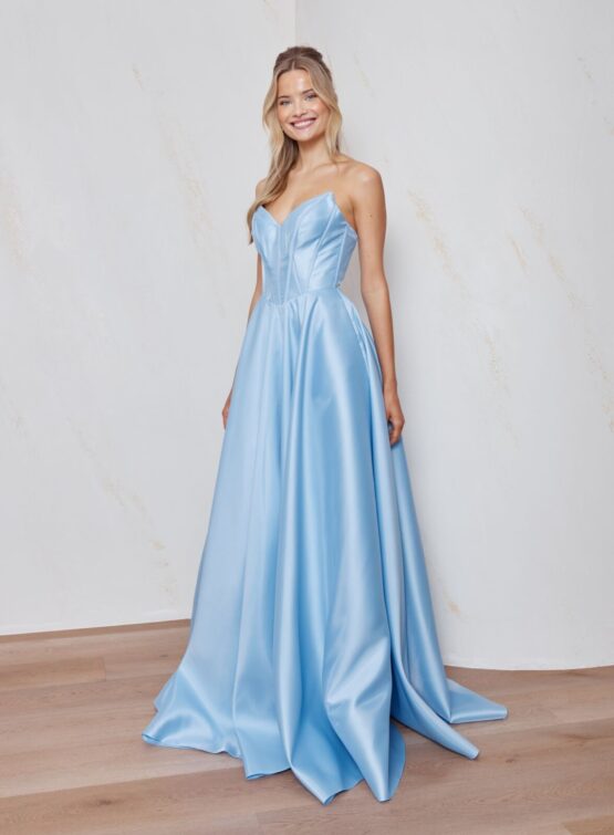 Chiara PO2689_PaleBlue_TaniaOlsen_Formal 347