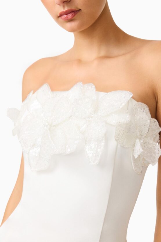 EB1072622_WHITE_2